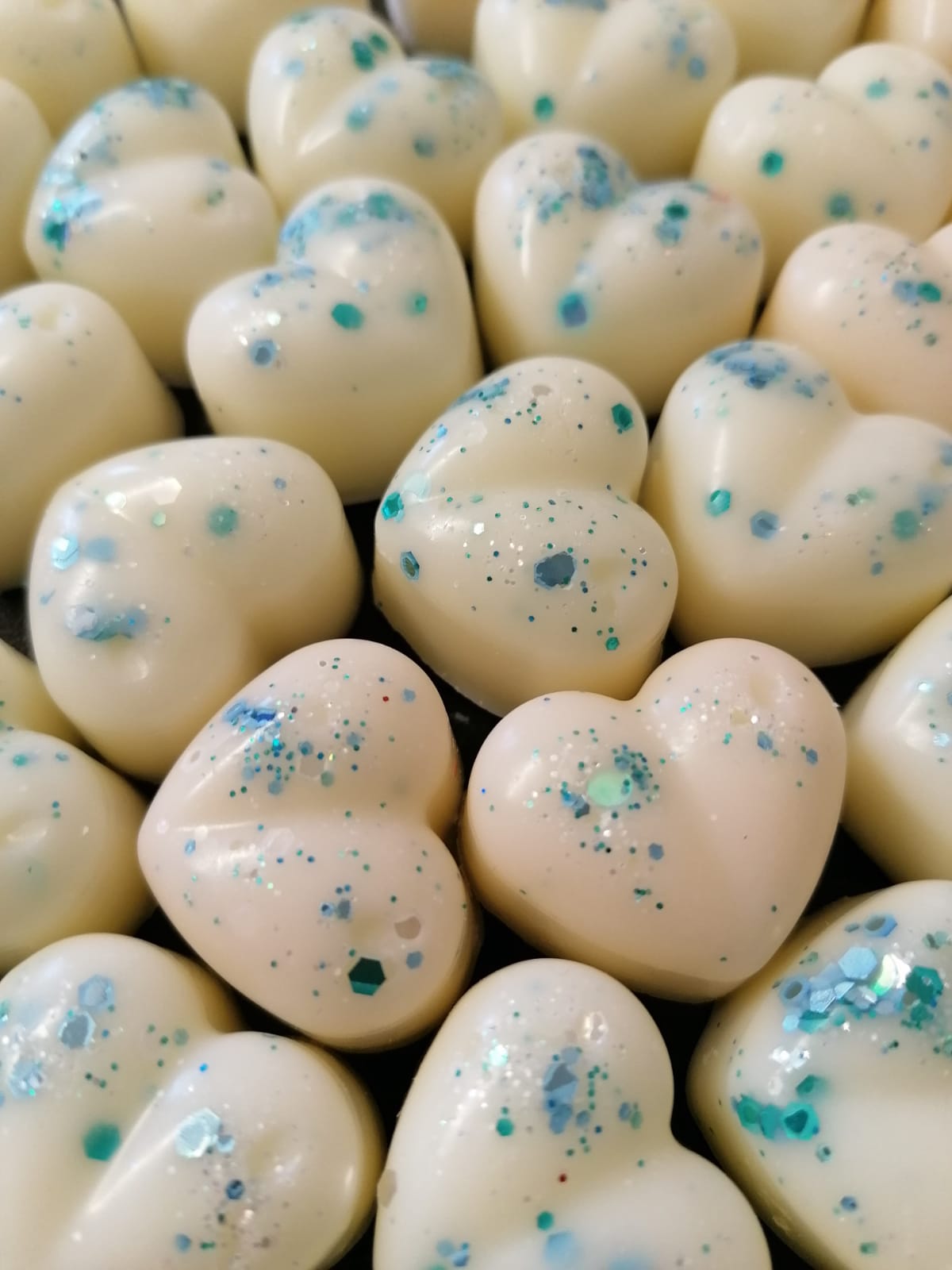 Wax Melt Shapes - Pack Of 5 Hearts Salty Pebbles