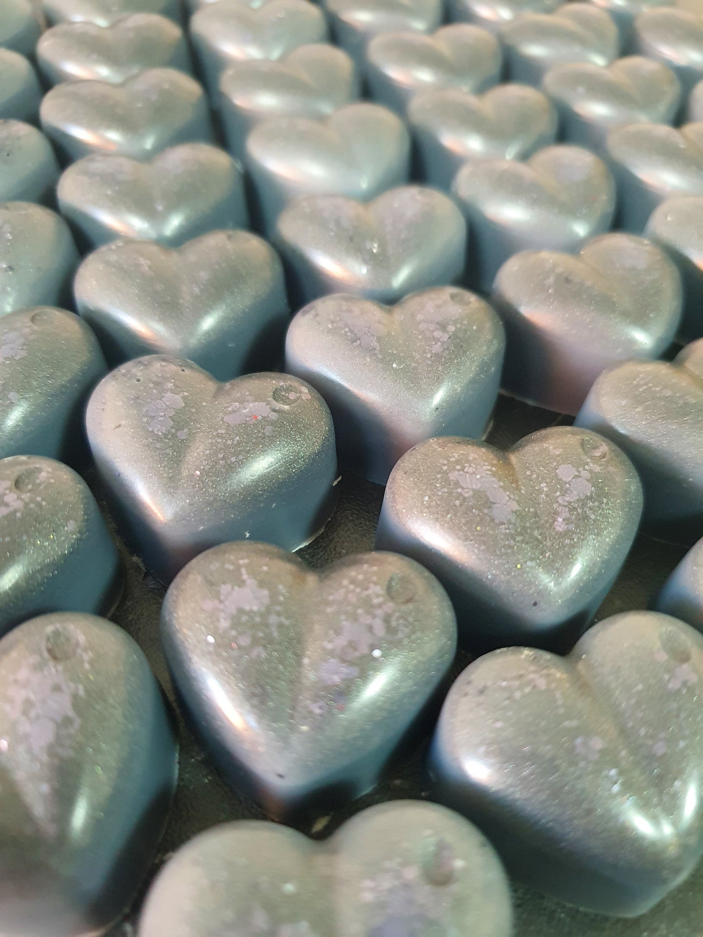 Wax Melt Shapes - Pack Of 5 Hearts Smoky Charcoal & Black Pepper