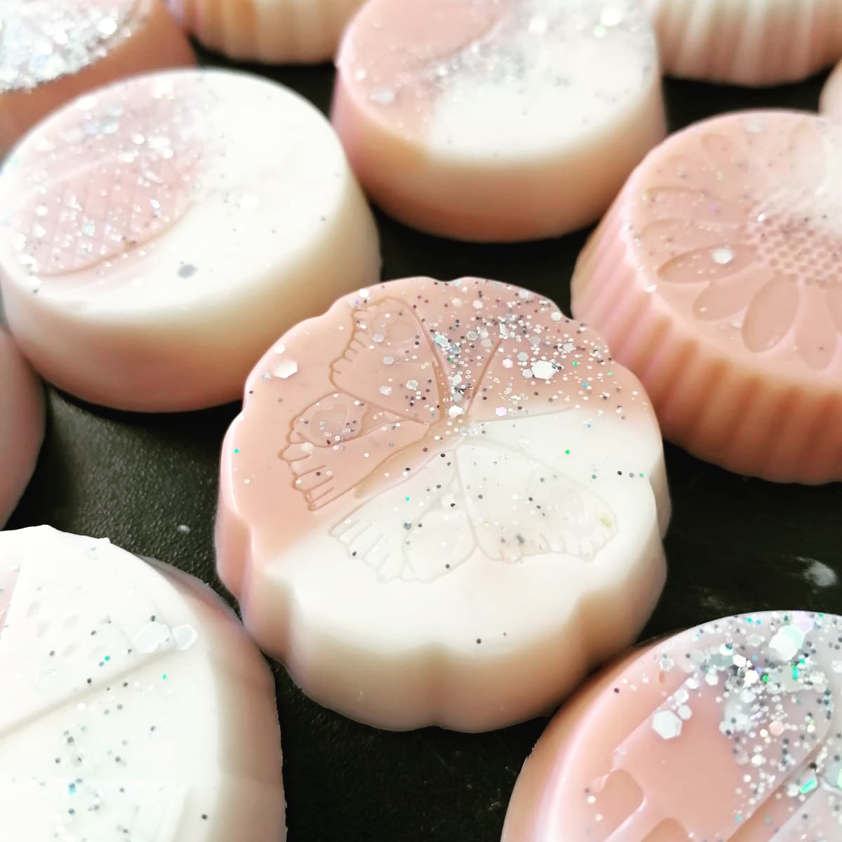 Wax Melt Shapes - Black Raspberry & Vanilla Discs